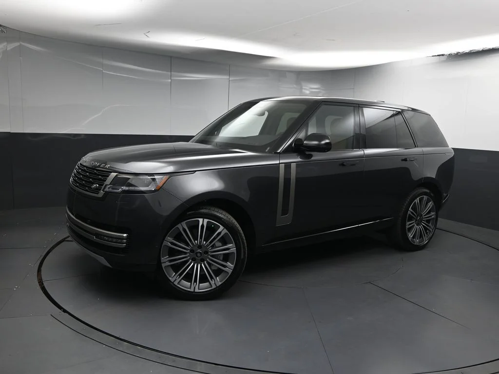 2025 Land Rover Range Rover 4.4 SE SWB's photo