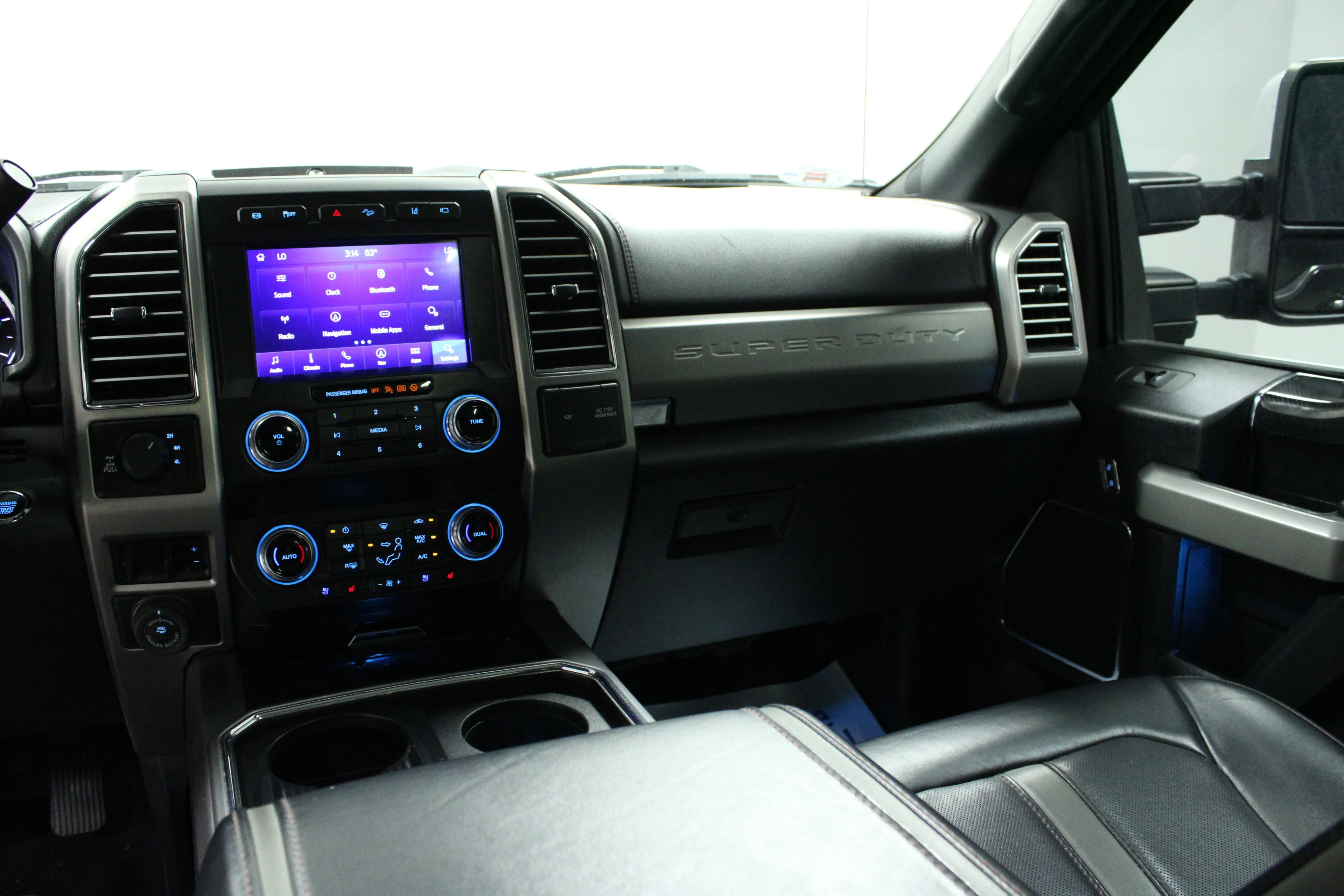 Used 2021 Agate Black Metallic Ford Platinum image 19