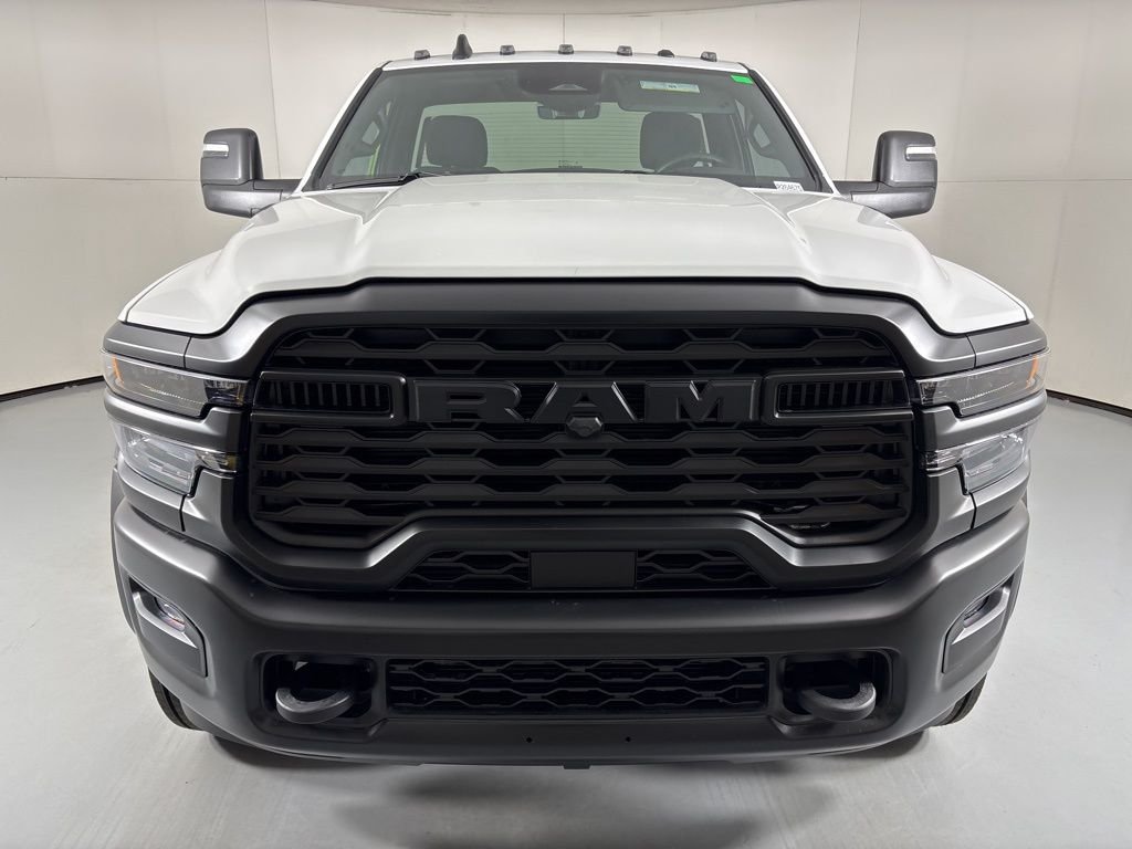 New 2026 Bright White Clearcoat RAM Tradesman image 3