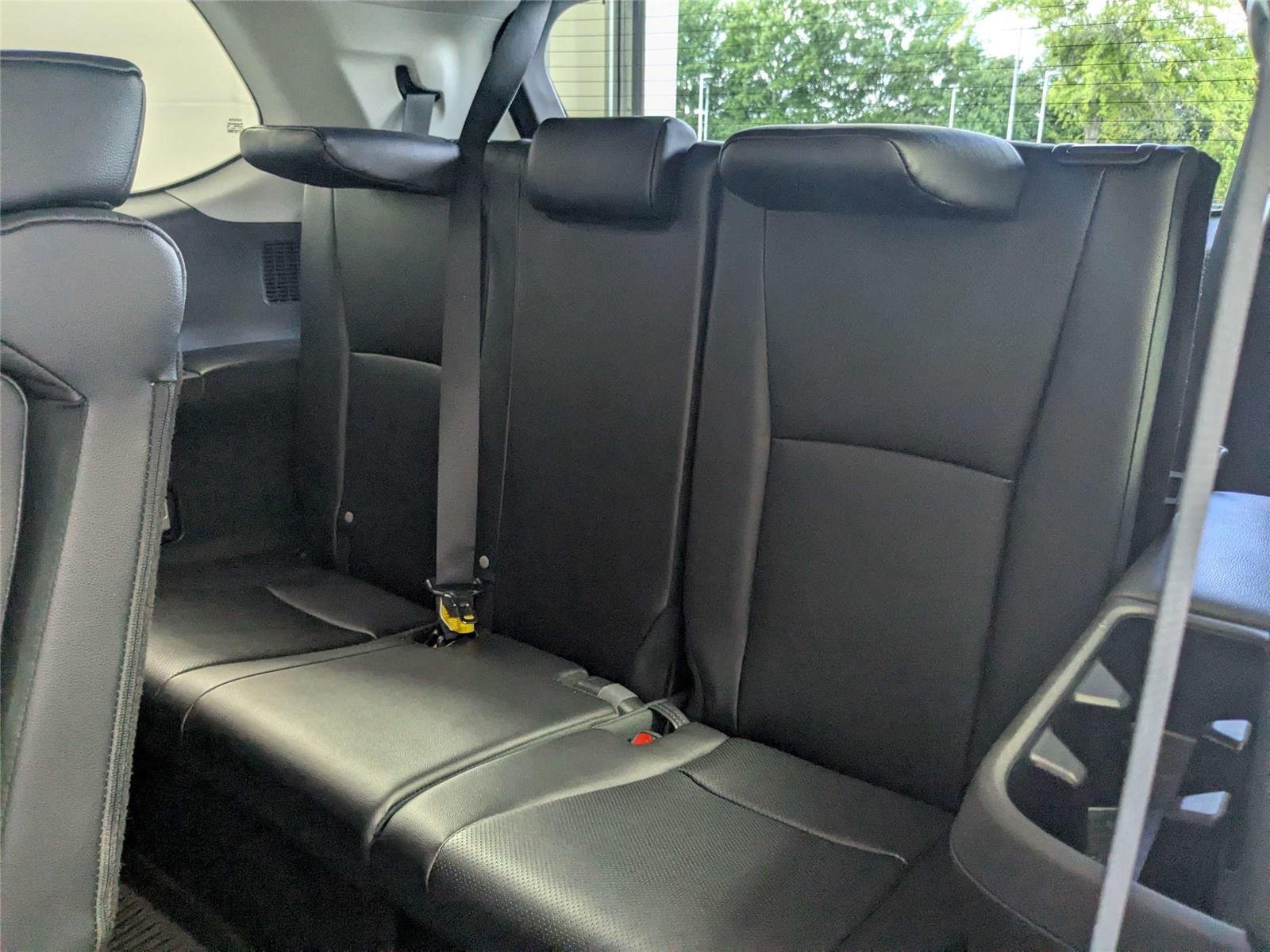 Used 2025 Midnight Black Metallic Toyota XLE image 37