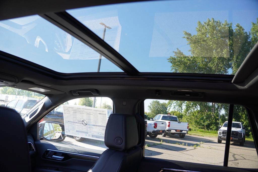 2026 Chevrolet Tahoe High Country - Photo 14