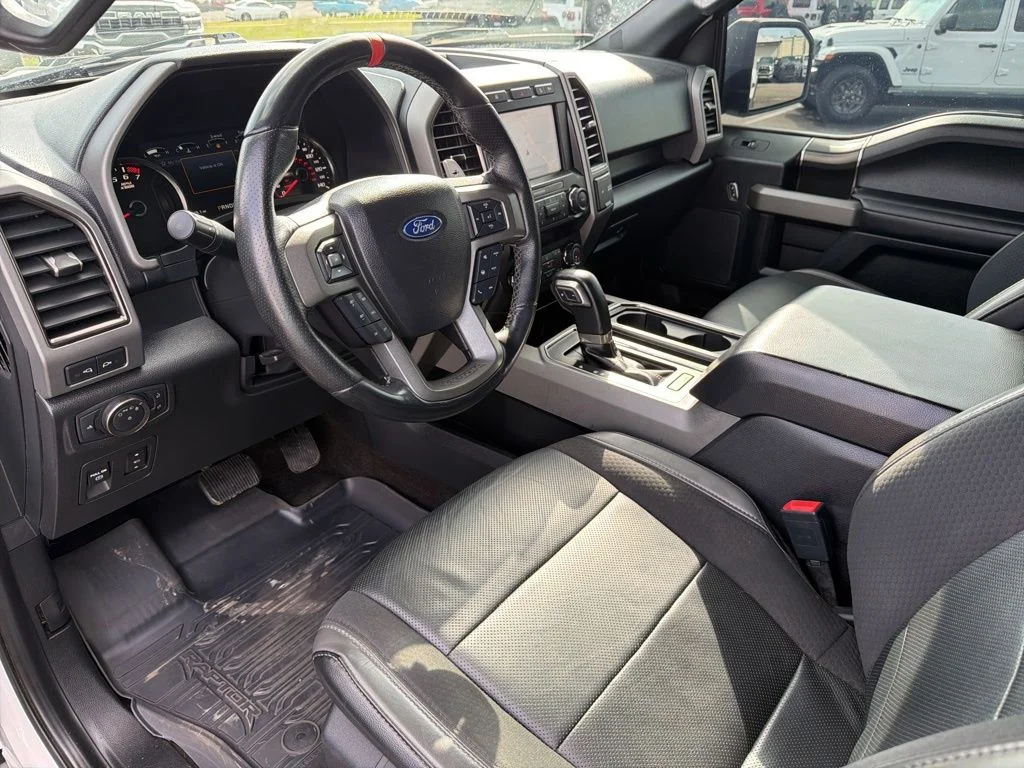 Used 2020 White Ford Raptor image 35