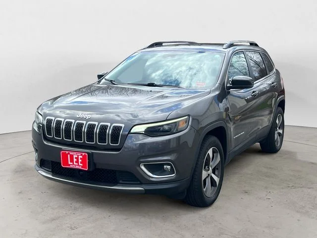 Used 2022 Gray Jeep Limited image 1