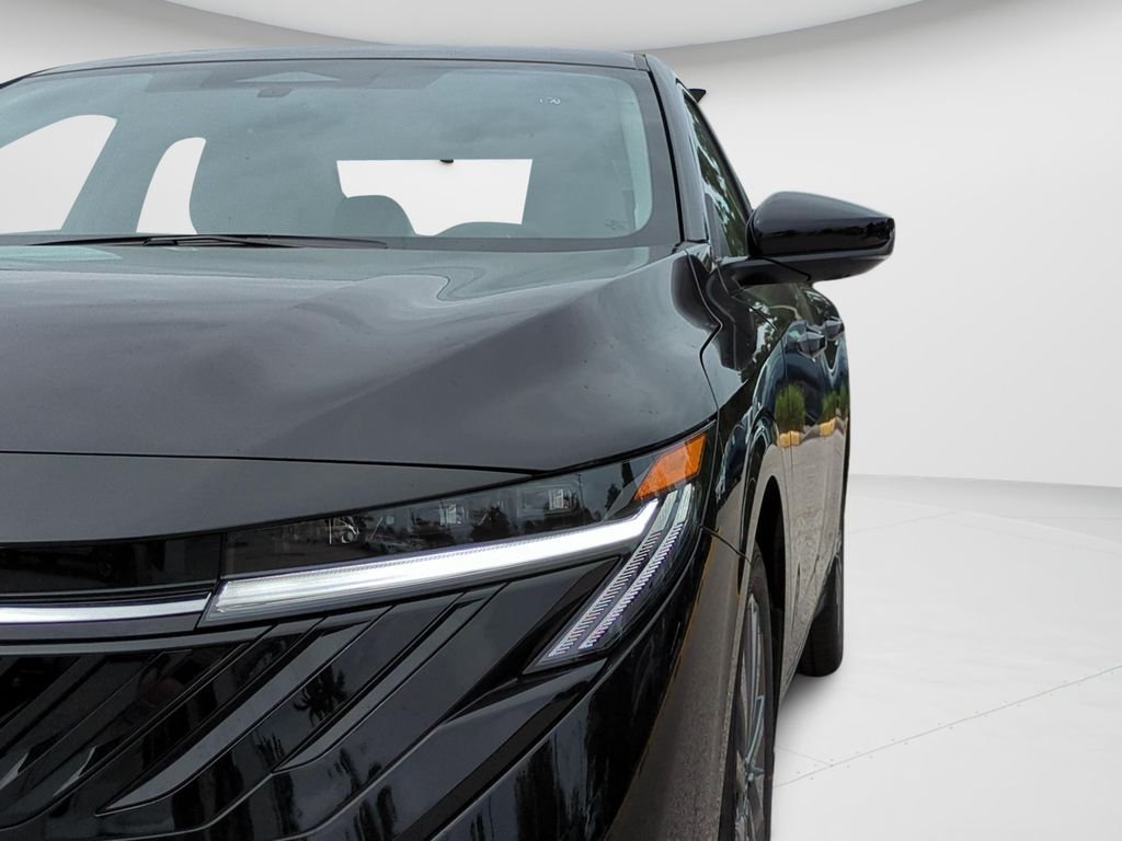 New 2026 Super Black Nissan SL image 25
