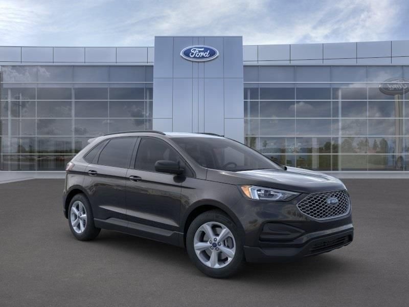 New 2024 Agate Black Metallic Ford SE image 7