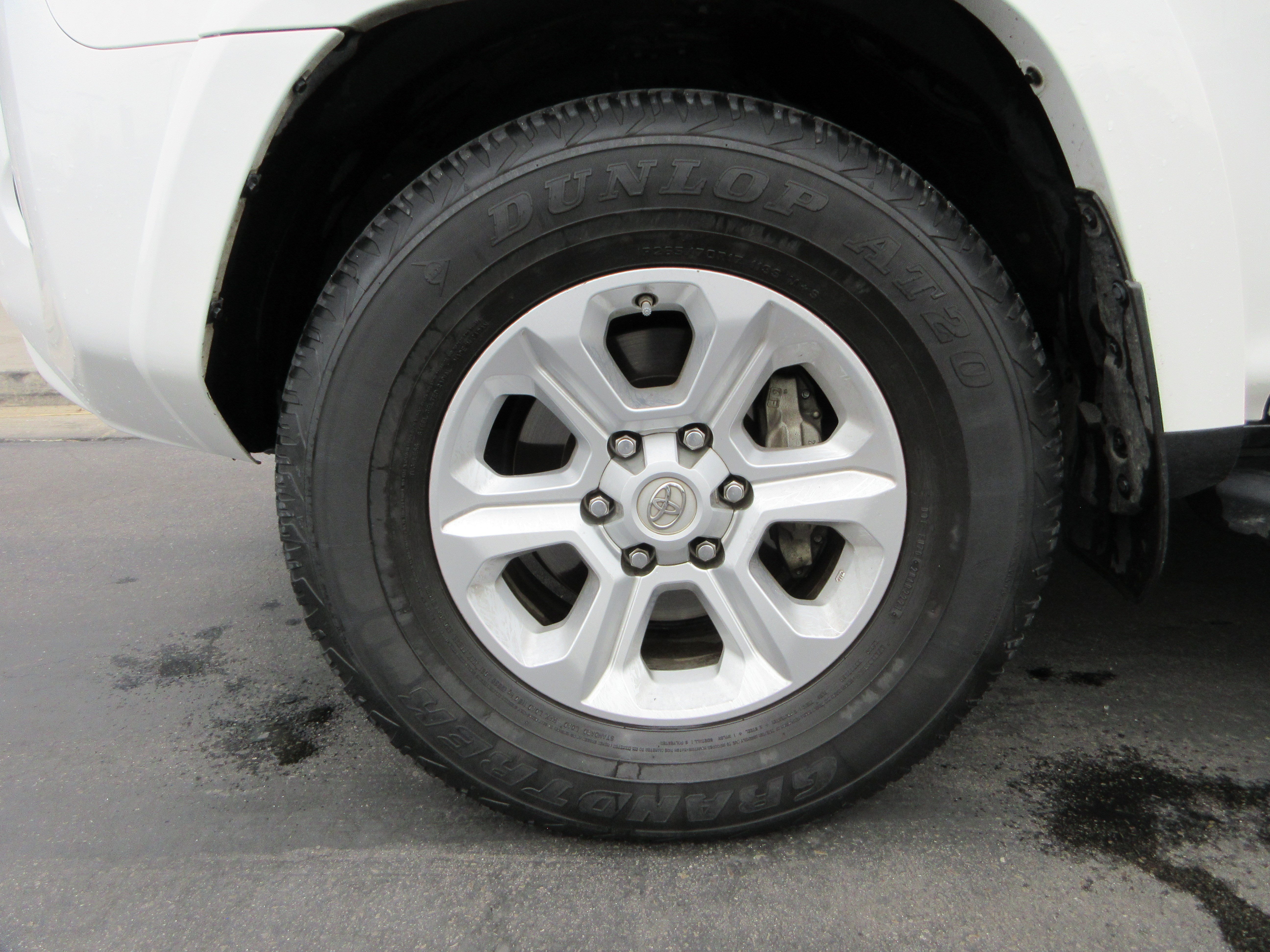Used 2021 Super White Toyota SR5 Premium image 18
