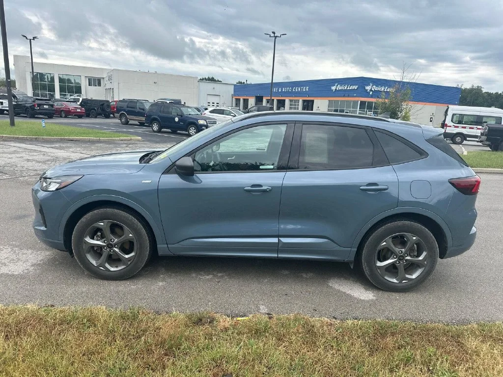 Used 2024 Blue Ford ST-Line image 10