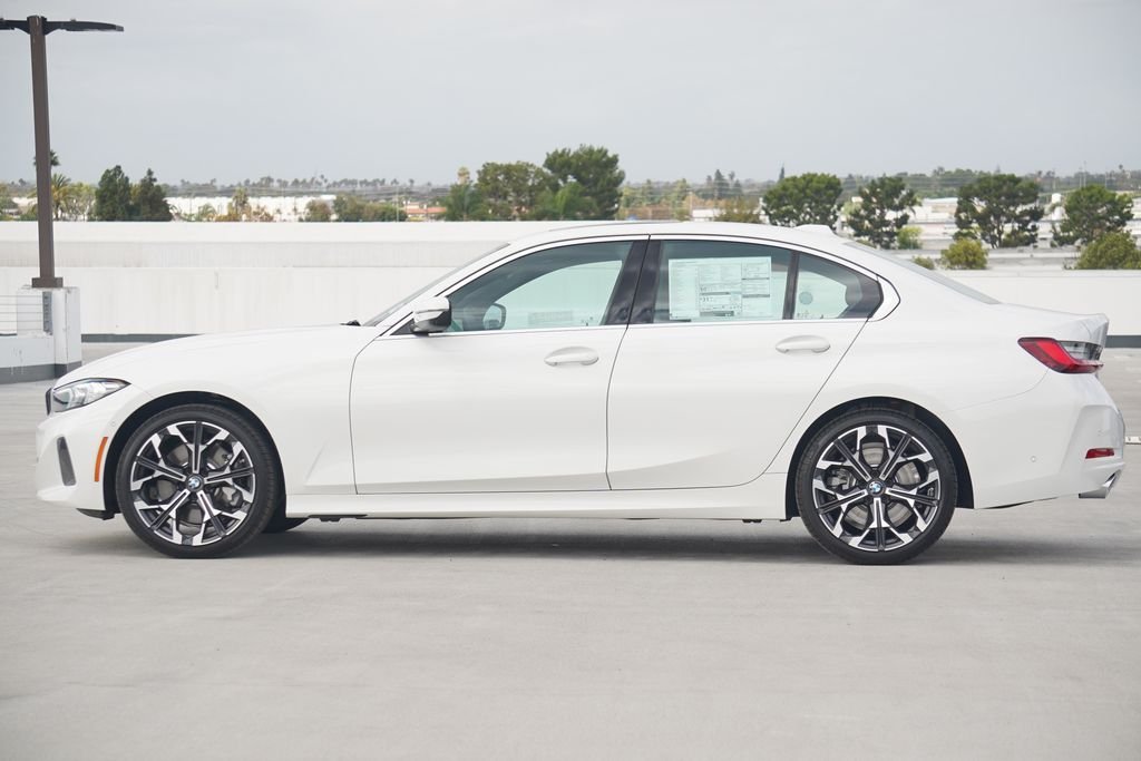 Used 2026 Alpine White BMW 330i image 4