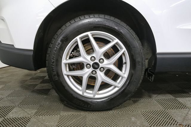 Used 2023 White Ford SEL image 16