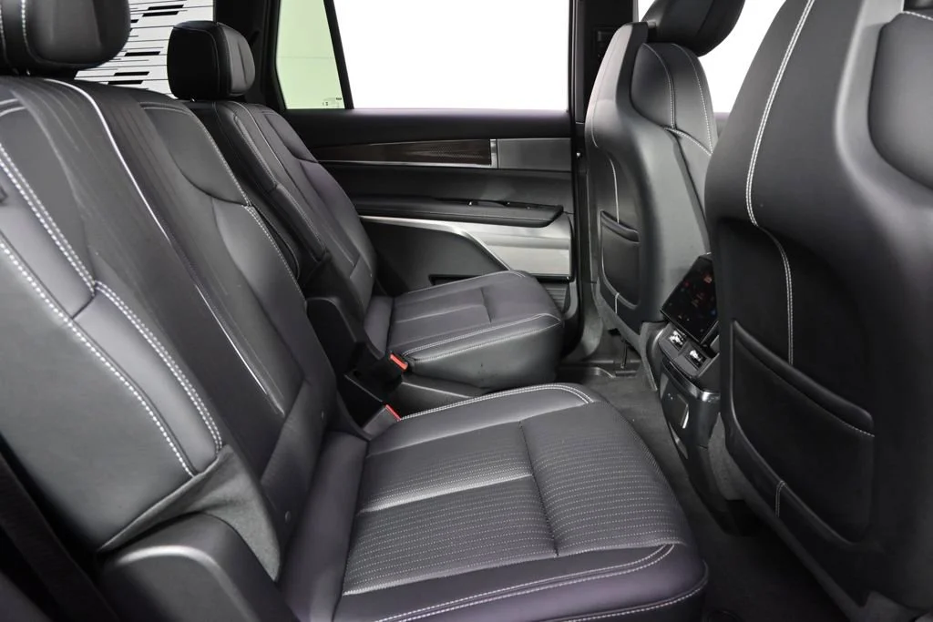 2026 Cadillac VISTIQ Sport - Photo 18