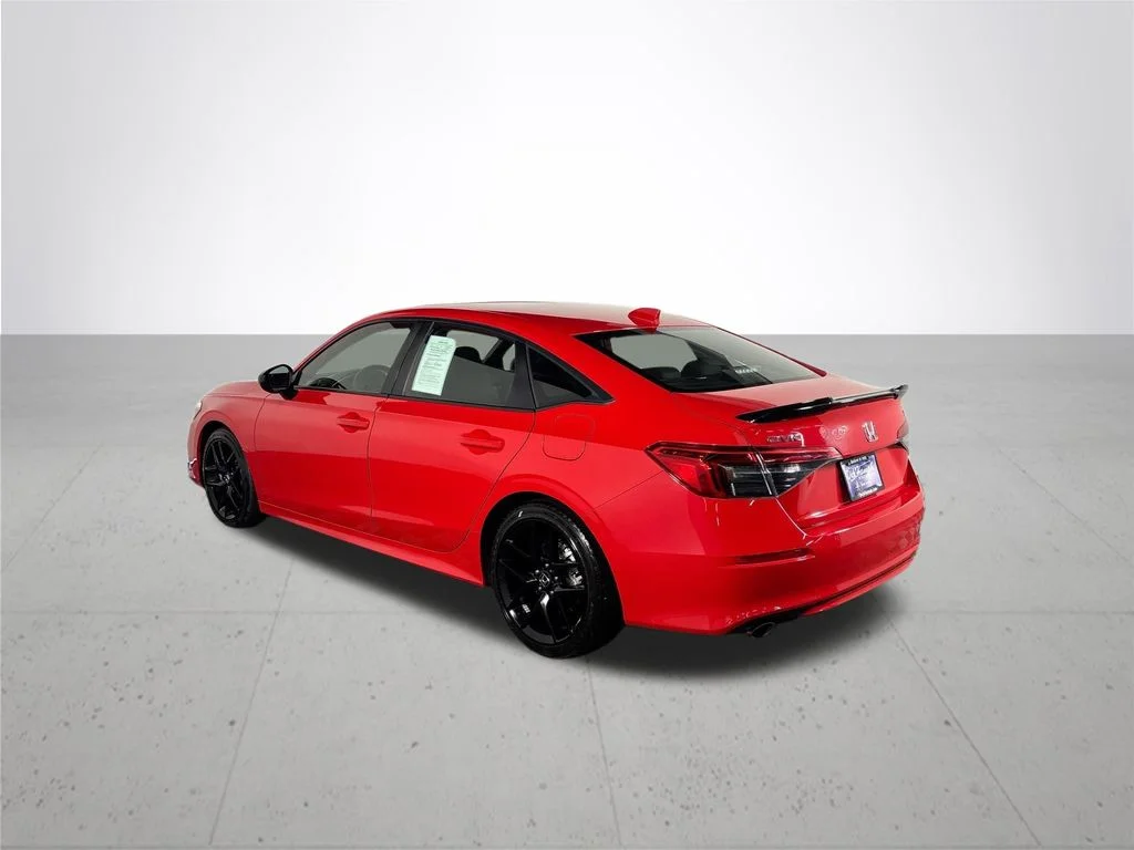 Used 2024 Rallye Red Honda Base image 8