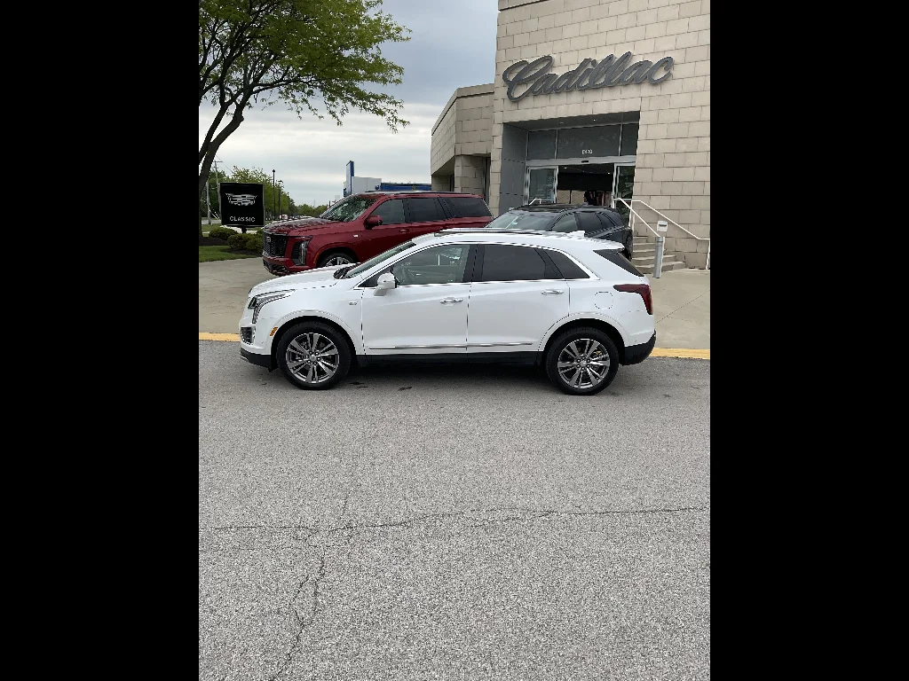 2024 Cadillac XT5 AWD Premium Luxury's photo