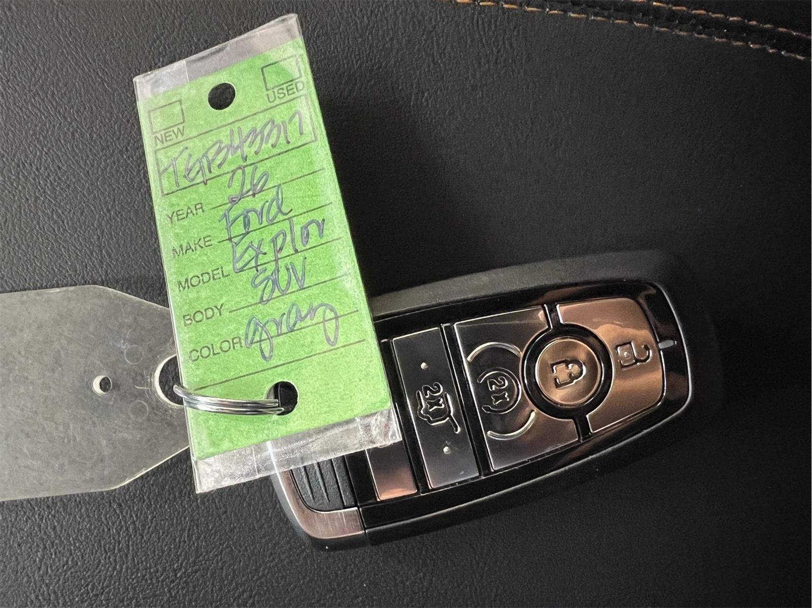 Used 2026 Marsh Gray Ford Tremor® image 28