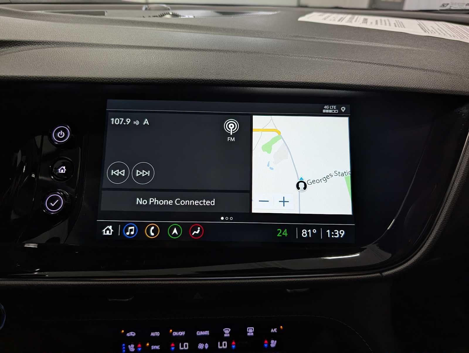 Used 2023 Ebony Twilight Metallic Buick Avenir image 21