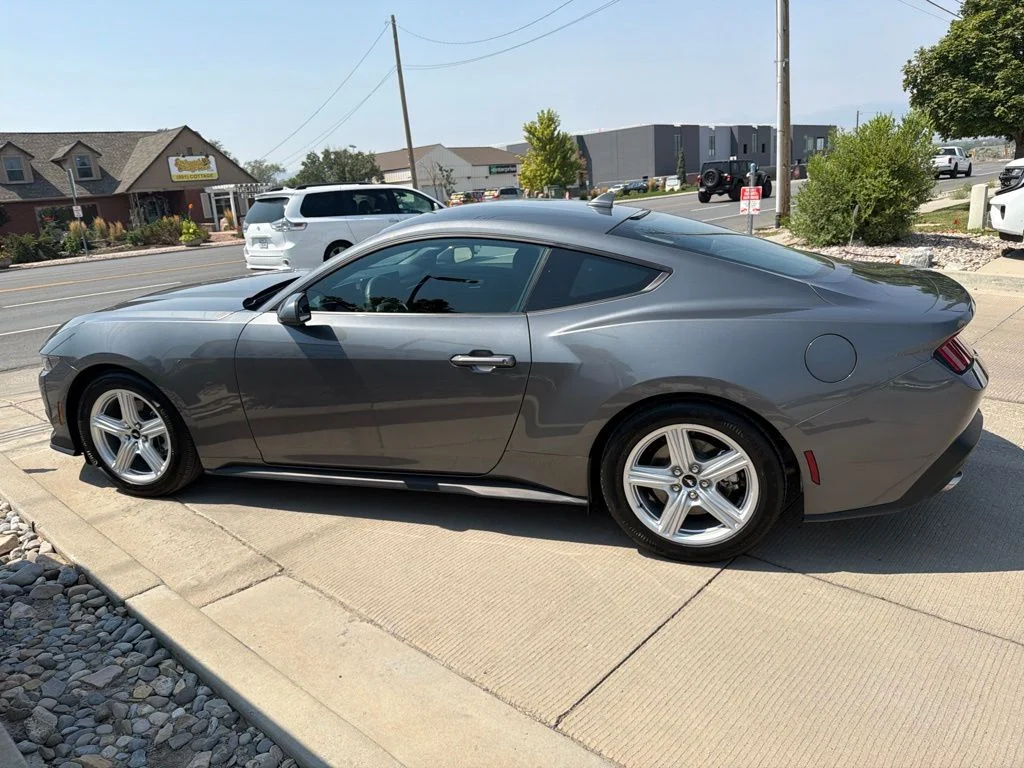 Used 2026 Gray Ford EcoBoost Premium image 4