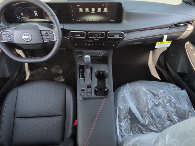 New 2026 Energetic Ember / Super Black Two-tone Nissan SR image 22