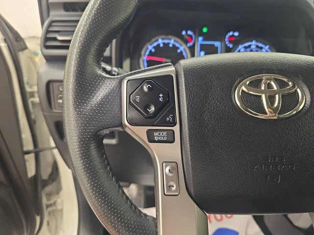 Used 2022 Blizzard Pearl Toyota Limited image 32