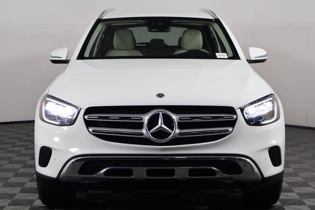 Certified Used 2022 Polar White Mercedes-Benz GLC 300 image 2
