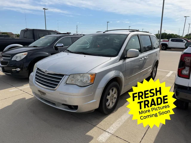 2009 Chrysler Town & Country Touring