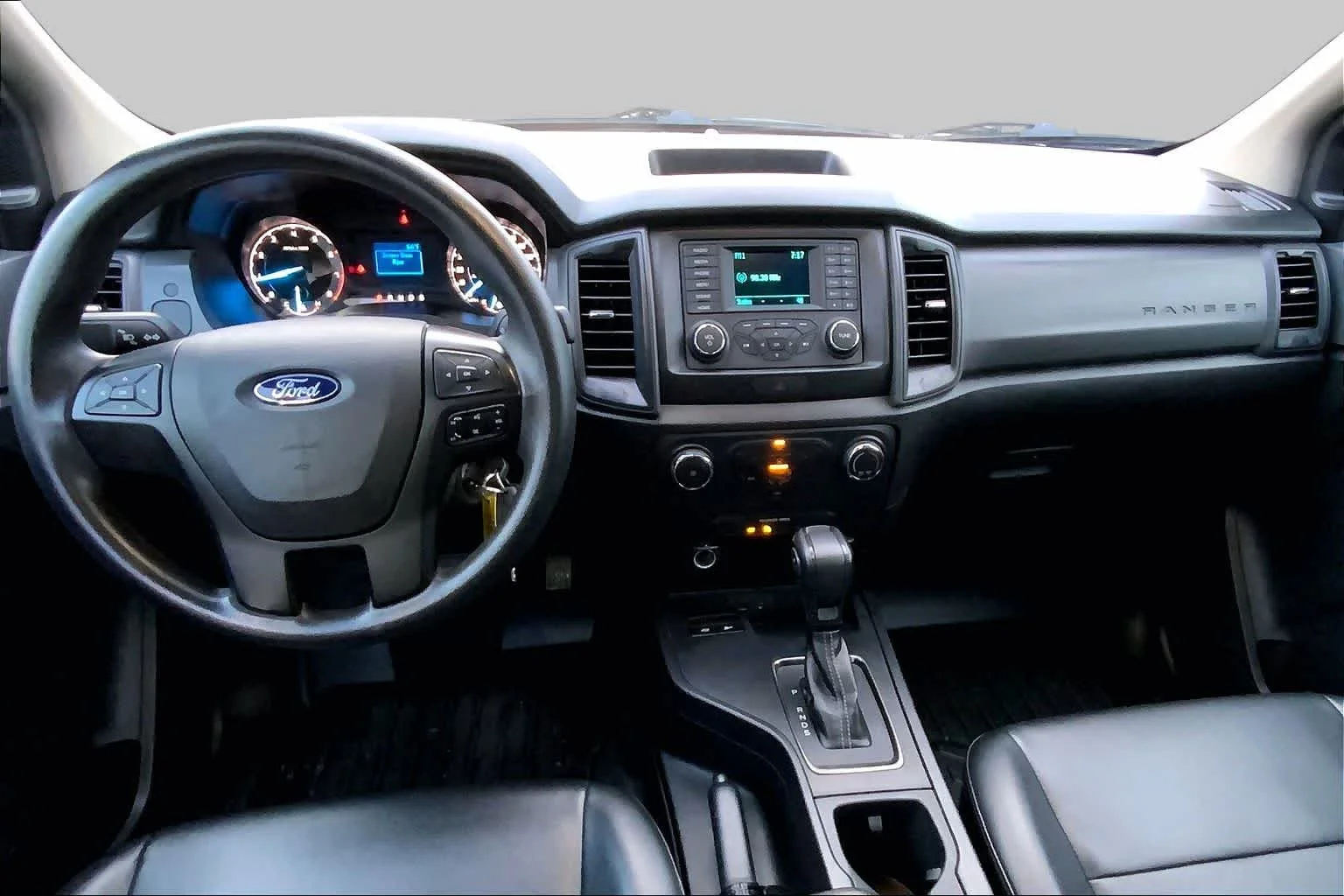 Used 2023 Oxford White Ford XL image 16