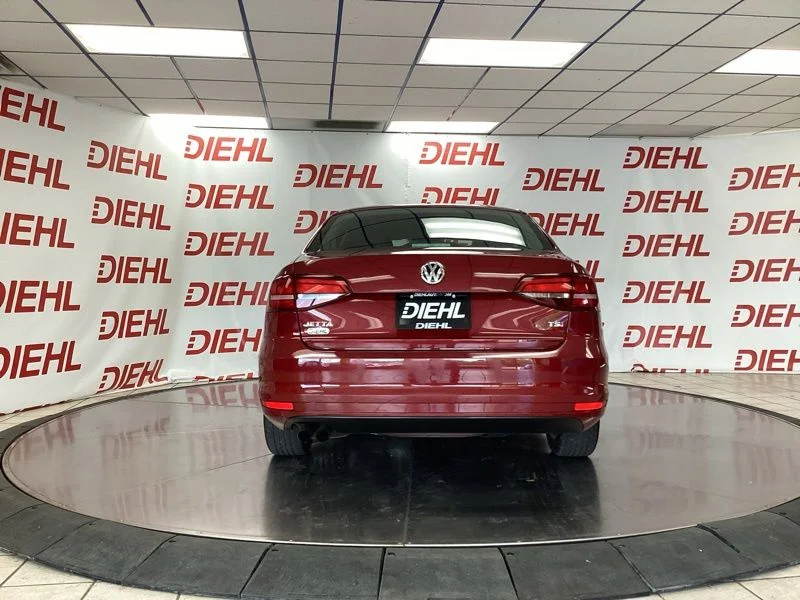 Used 2018  Volkswagen 1.4T S image 6