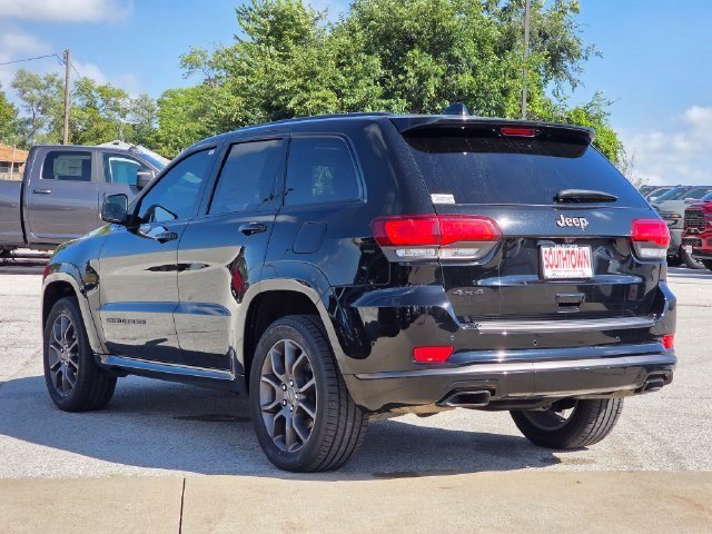 Certified Used 2021 Diamond Black Crystal Pearlcoat Jeep High Altitude image 5