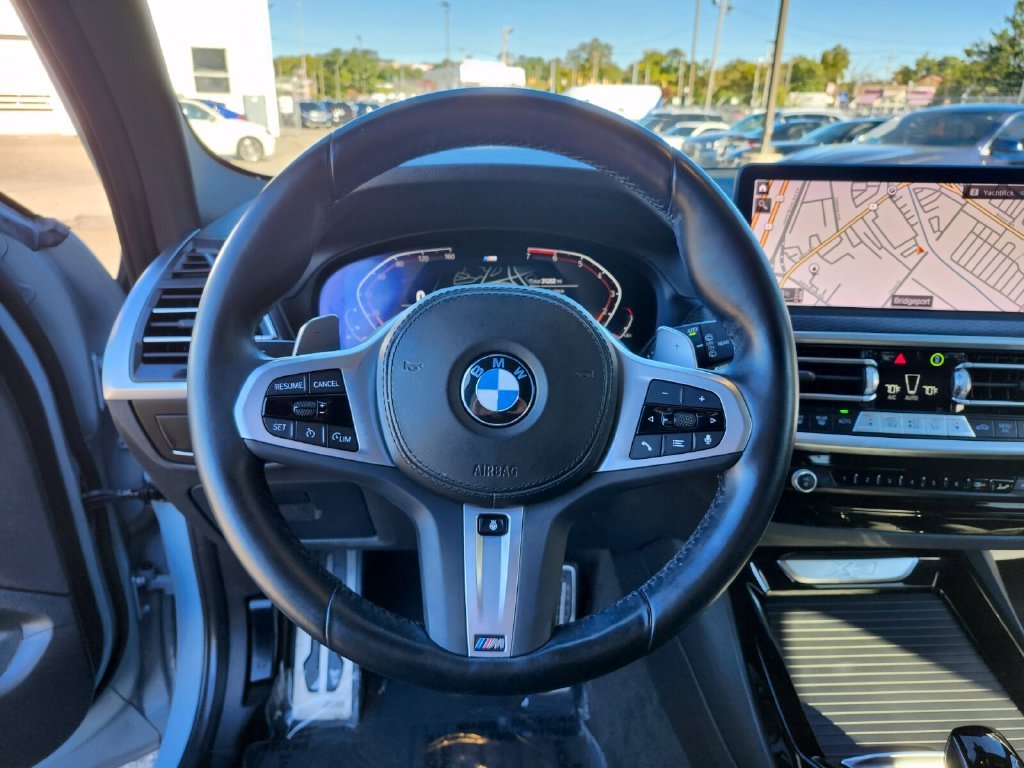 Used 2023 Gray BMW xDrive30i image 27