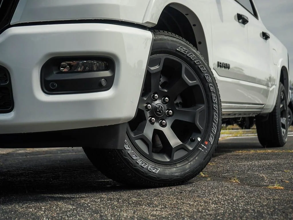 New 2026 Bright White Clearcoat RAM Big Horn/Lone Star image 6
