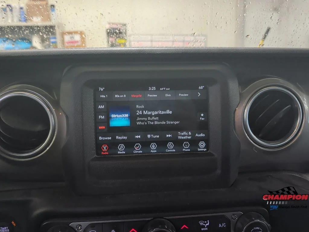 Used 2019 Black Jeep Unlimited Sahara image 18