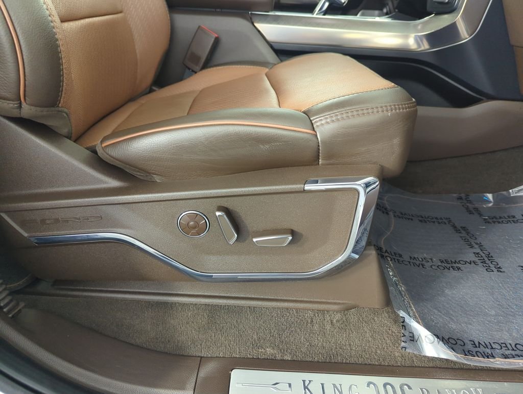 Used 2022 White Ford King Ranch image 36