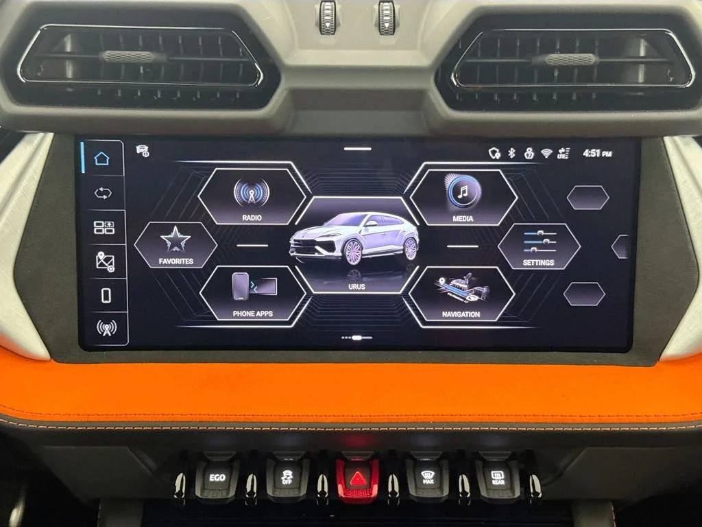 New 2026  Lamborghini SE image 15