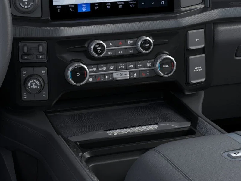 New 2026 Agate Black Metallic Ford F-250® Platinum® image 15