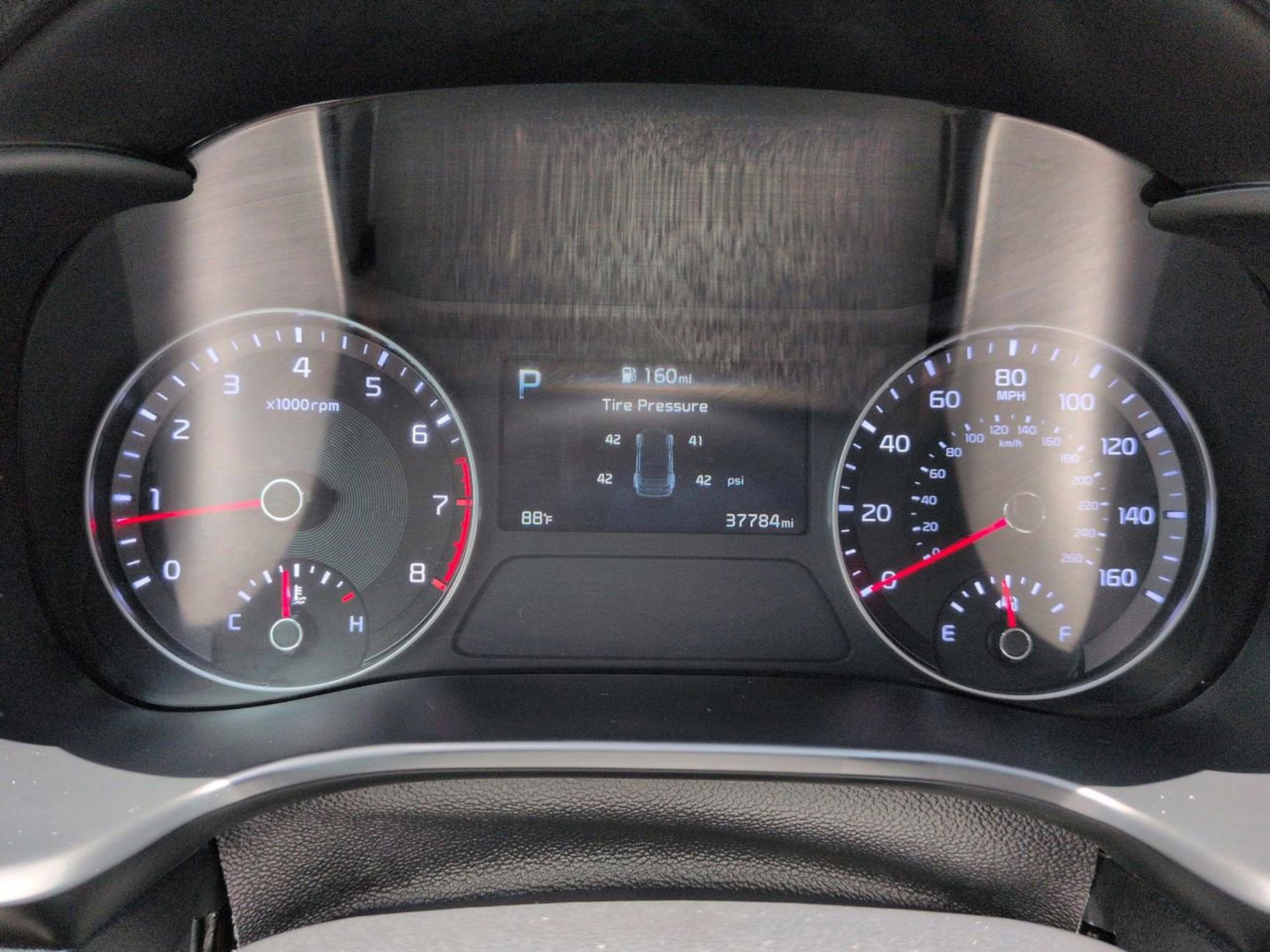 Certified Used 2023 Steel Gray Kia LXS image 28