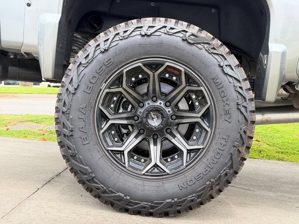 New 2026 Sterling Metallic GMC AT4 image 18