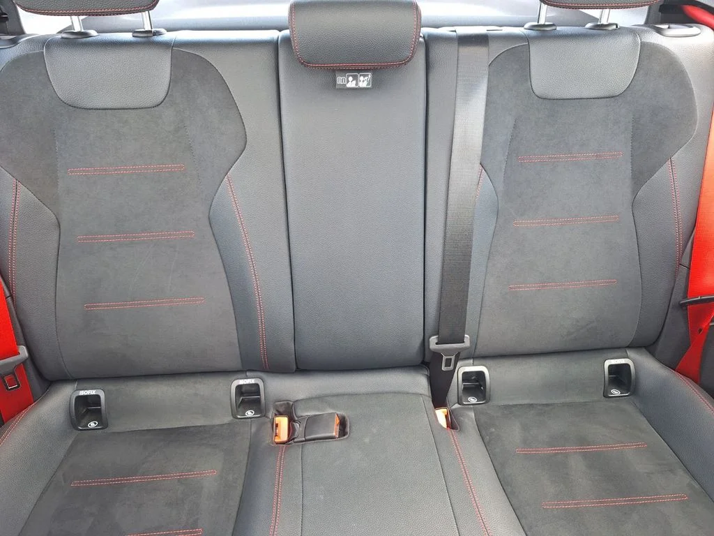 Used 2025  Mercedes-Benz GLA 35 AMG® image 32