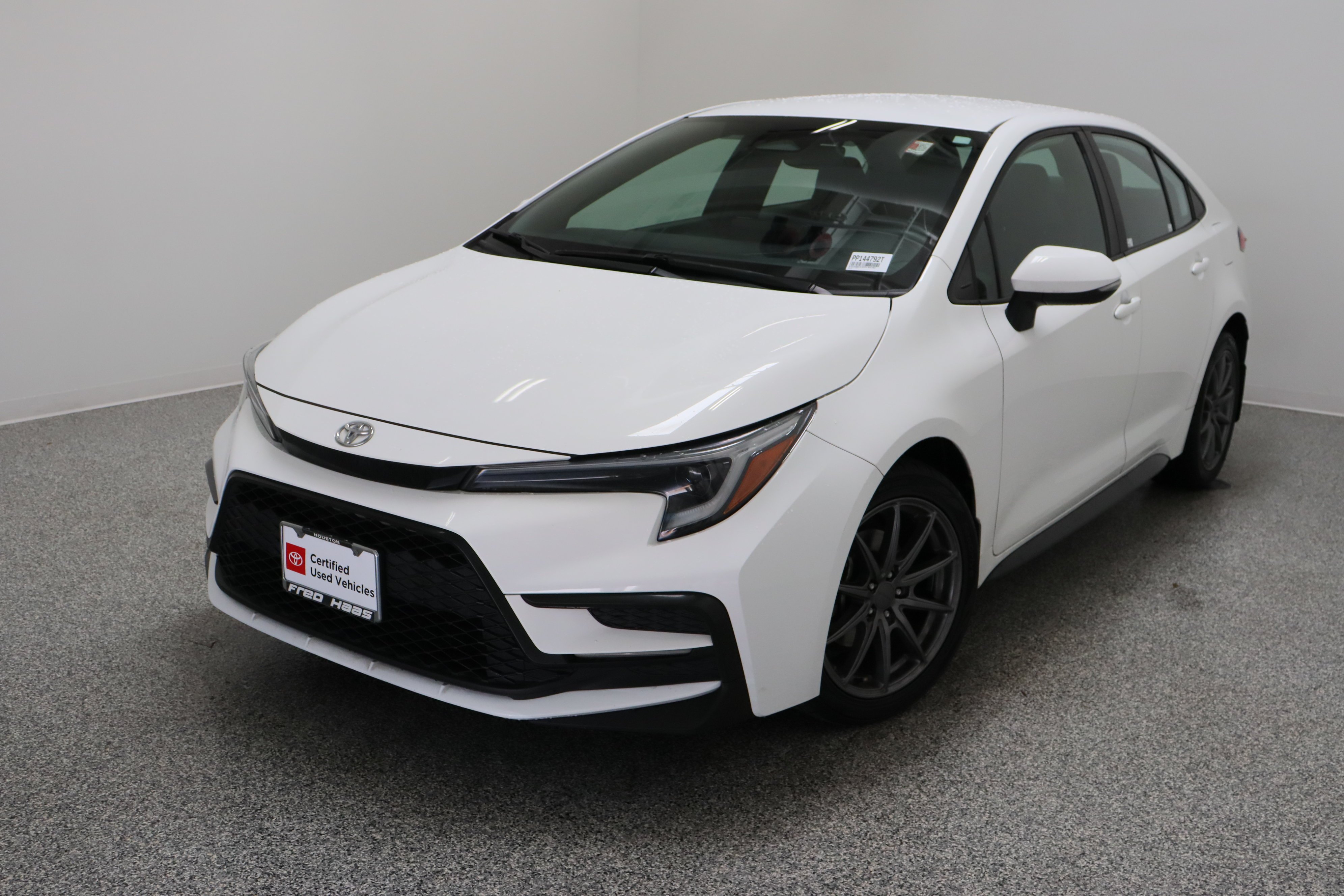 Used 2023 Wind Chill Pearl Toyota SE 2.0L image 2