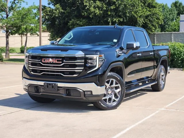 2024 GMC Sierra 4WD Crew Cab Short Box SLT's photo