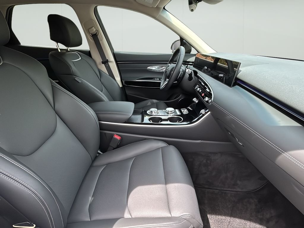 2026 GENESIS GV70 - Photo 36