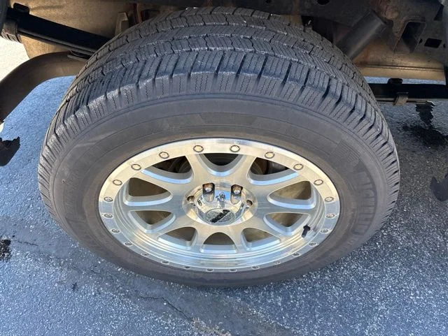 Used 2016 Magnetic Ford Lariat image 11