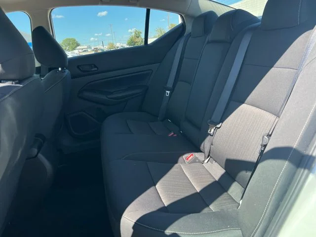 Used 2025 White Nissan 2.5 SV image 37