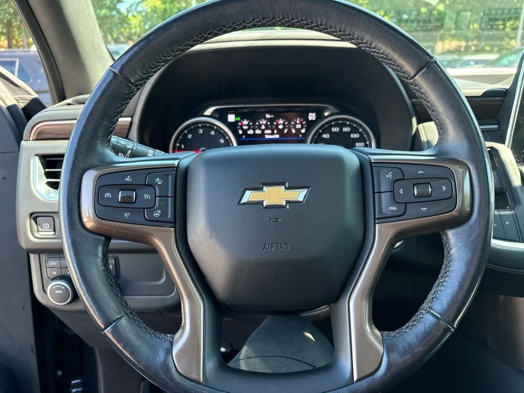 Used 2021 Black Chevrolet High Country image 43