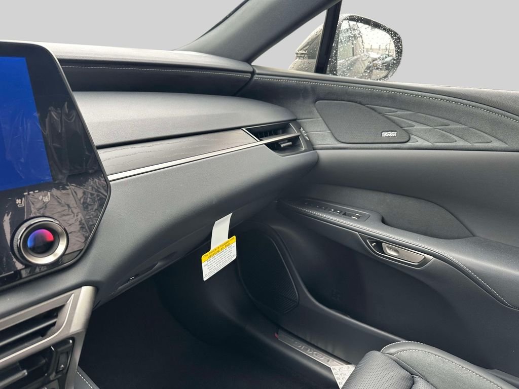 2026 Lexus RX 450h+ Luxury - Photo 24
