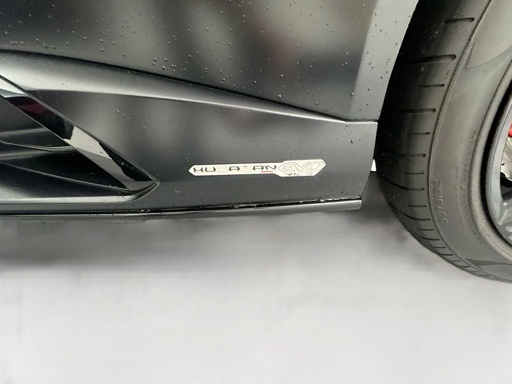 Used 2021 Black Lamborghini  image 25