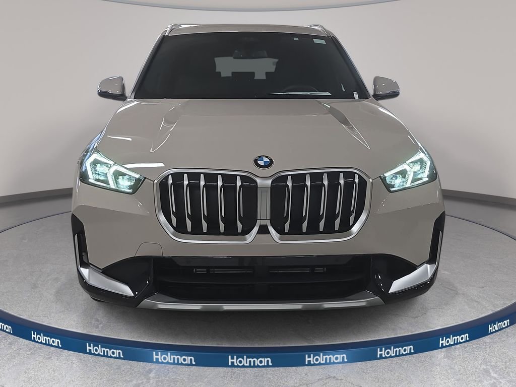 New 2026 Dune Grey Metallic BMW xDrive28i image 2