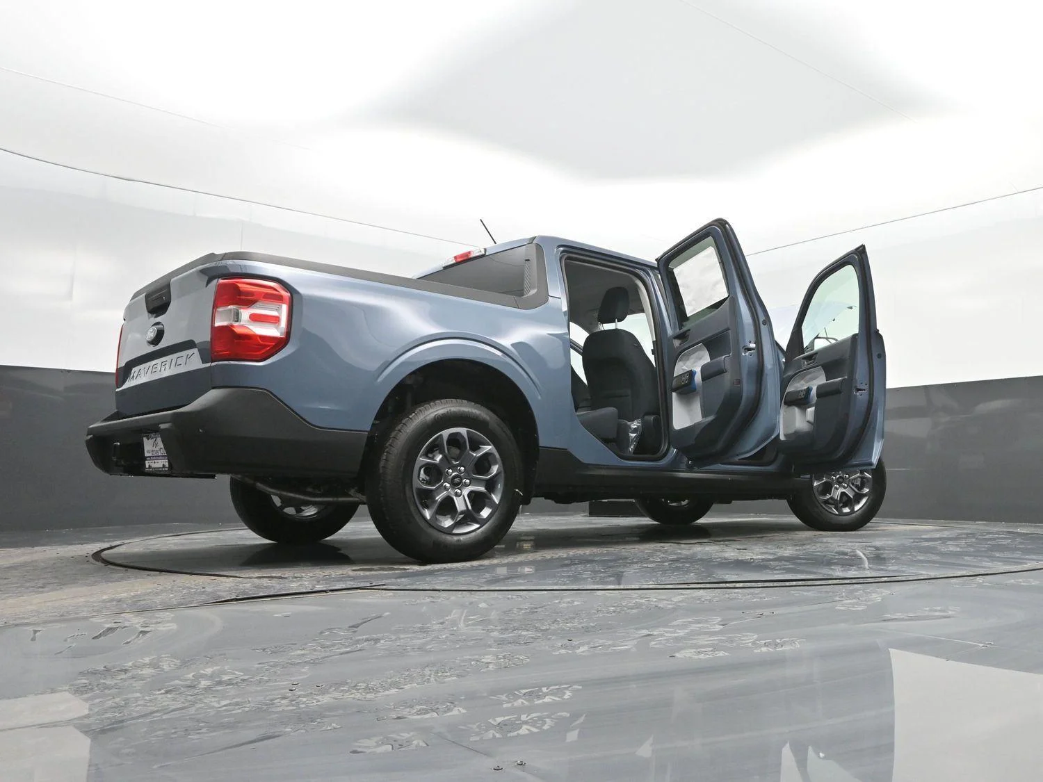New 2026 Azure Gray Metallic Tri-Coat Ford XLT image 49