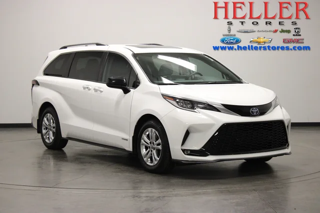 2021 Toyota Sienna XSE