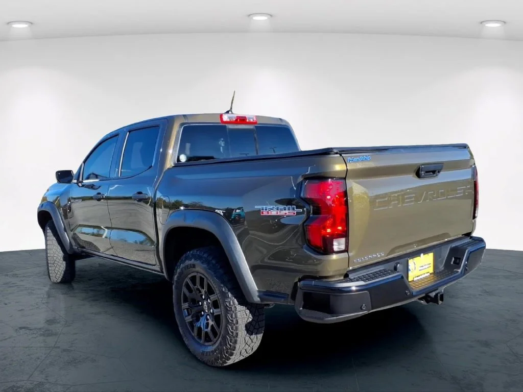 Used 2025 Brown Chevrolet Trail Boss image 11