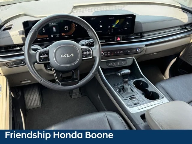 Used 2025 Gray Kia LXS image 16