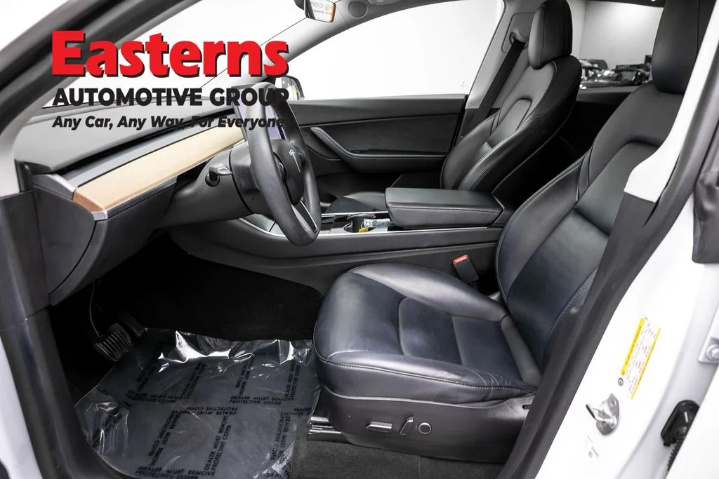 Used 2021 White Tesla Long Range image 14