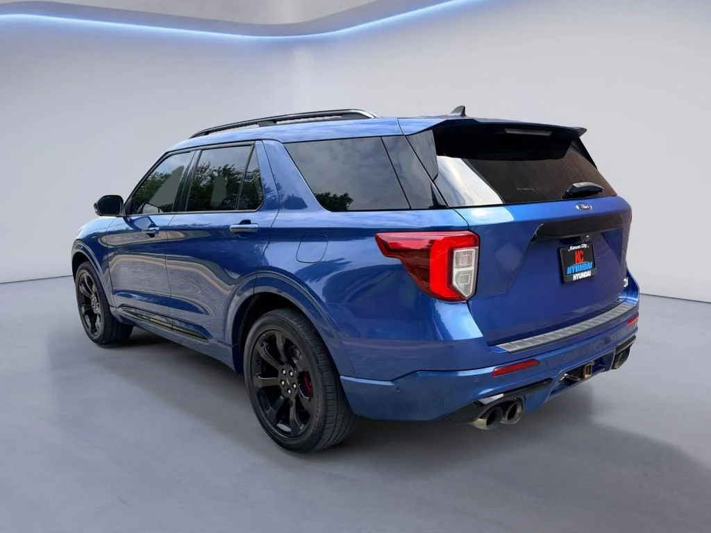 Used 2021 Atlas Blue Metallic Ford ST image 3